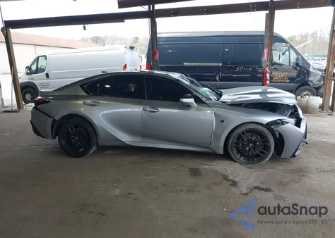 2023 Lexus Is 500 F Sport Performance Premium z USA, uszkodzony, nr VIN JTHAP1D22P5002345